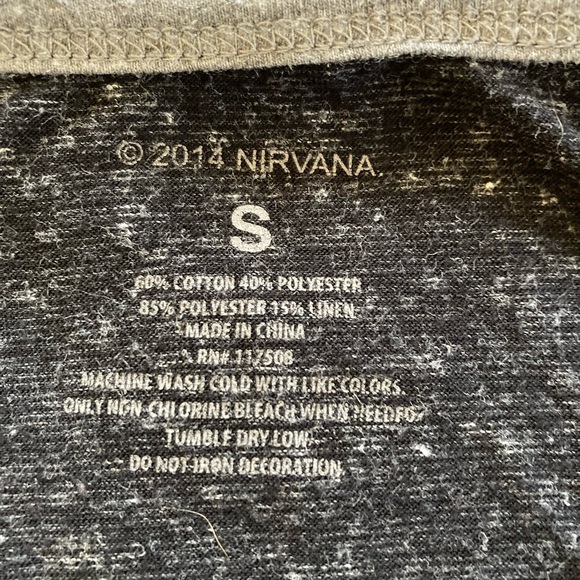 Nirvana Graphic Band T-shirt, raglan 3/4 sleeve, women’s size small - Picture 4 of 4